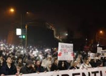 Studenti na protestu u Novom Pazaru blokirali magistralni put