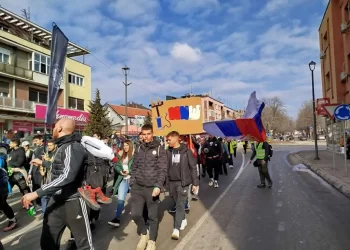 Iz Kragujevca 120 taksista ide po studente u Niš