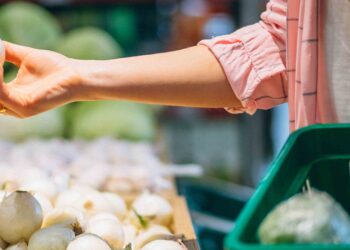 Građani podržavaju bojkot, ali kase nisu skroz prazne: “Samo ću sitnicu kupiti”