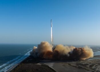 VIDEO Muskov Starship eksplodirao, padale krhotine, zaustavljeni letovi