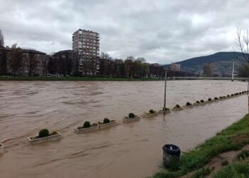 U Zenici loša situacija na terenu, a u Olovu proglašen prvi stepen odbrane
