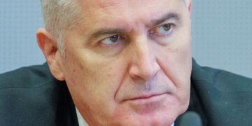 Čović u Tuzli, održao radni sastanak sa Županijskim odborom HDZ BiH Soli