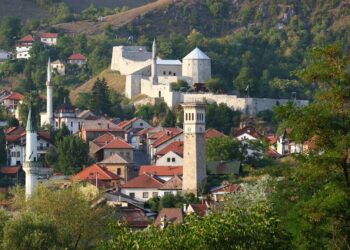 “U Travniku 728 manje radnih mjesta zbog neradne nedjelje i minimalca”