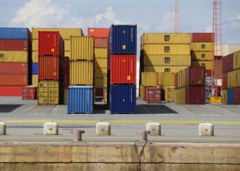 Uvoz FBiH za dvije milijarde KM veći od uvoza RS