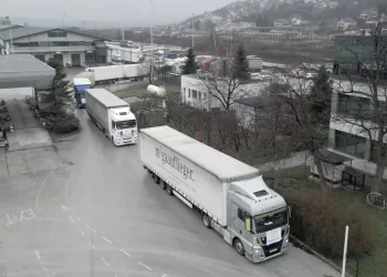 Poslali 12 kamiona hrane za ljude u potrebi širom BiH da bi mogli dostojanstveno provesti ramazan