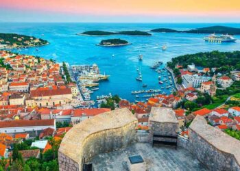 Sezona pred vratima, a Hrvatskoj fali radnika: Čišćenje apartmana 25 € po satu