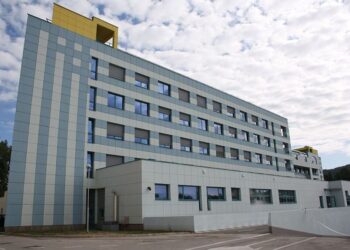 “UKC Tuzla slavi, a mi brojimo 26 mjeseci patnje”: Šta se tačno slavi?