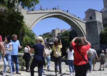 Od atraktivne do rizične zone: Hoće li zbog krize turisti zaobilaziti BiH?