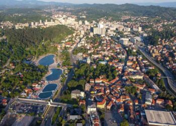 Beton guši Tuzlu: Struka traži hitno zaustavljanje stihijske gradnje