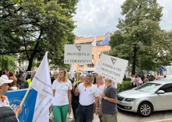 Hiljade zdravstvenih radnika u Sarajevu moglo bi postaviti šatore ispred kantonalne vlade ako ne ispuni njihove zahtjeve
