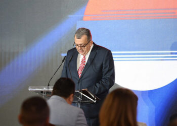 Dodik nezakonito produžava mandat Radukiću