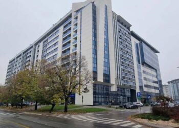Džaba opozicija, prozivke, komisije – “pos'o nije prop'o”: Kako je kupljena zgrada UIO BiH u Banjaluci