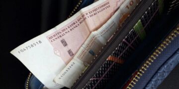 Plata ne pokriva ni pola troškova: RS ili FBiH — gdje je dno dublje?