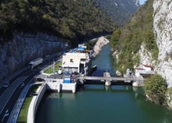 Pozadina jedne od najvećih finansijskih afera u BiH: 113 miliona KM javnog novca, kamata od 18.000 KM dnevno, a niko ne zna ko je sve to dozvolio