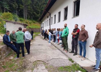 Radnici ŠG “Vučevica” u štrajku, traže plate