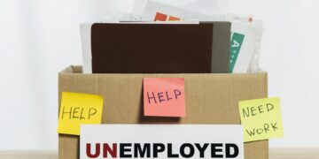 Rast nezaposlenih u FBiH: Vlast se zadužuje, bez konkretnih informacija za šta