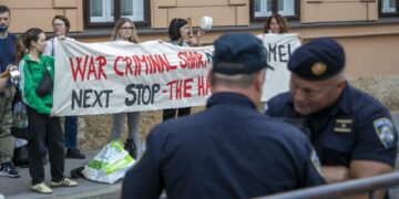 Hrvatska: Prosvjednici izraelskom ministru Sa'aru poručili da nije dobrodošao u Zagreb