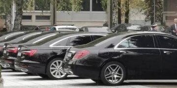 Vlada FBiH ponovo troši milione: Stiže 30 novih limuzina za službene potrebe