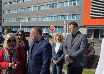 Opozicija traži promjenu rukovodstva i uređivačke politike RTRS: “Režim kidnapovao javni servis, moramo ga oteti iz kandži SNSD‑a”