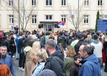 “Korupcija ubija, Banjaluka pamti”: U Kampusu danas PROTEST povodom godišnjice pada nadstrešnice u Novom Sadu