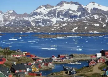 Nije vam baš jasno zašto Tramp tako žarko želi Grenland? Evo jednostavnog objašnjenja, sve će vam se odmah ‘posložiti‘