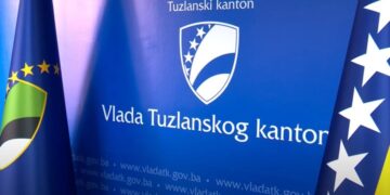 Veće plate za zaposlene u zdravstvu Tuzlanskog kantona