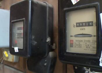 Promjena vremena donosi nove tarife: Evo kada je struja jeftinija