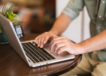 Zaposleni pod lupom: Softver prati svaki njihov potez