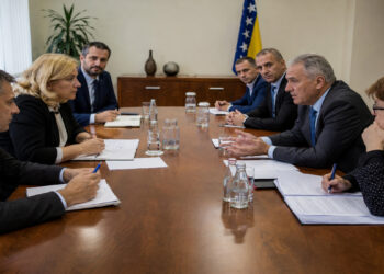 Sindikat traži povećanje plata u obrazovanju