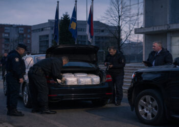 Službena vozila i optužbe za krijumčarenje kokaina