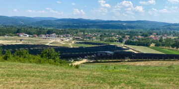 Podnovlje uprkos presudi Vrhovnog suda RS – ETMAX uveliko priključuje solarne elektrane: Mještani bez struje, institucije bez odgovora