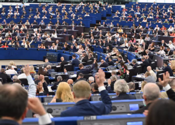 Brisel ublažava sistem kažnjavanja emisija CO₂ nakon pritiska desetak vlada
